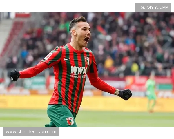 奥格斯堡赛前伤停与备战要闻：迎战劲敌，调整战术再出发